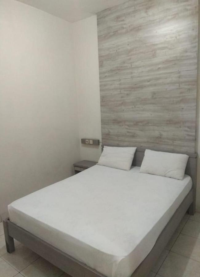 Hotel Maya Tegal  Luaran gambar